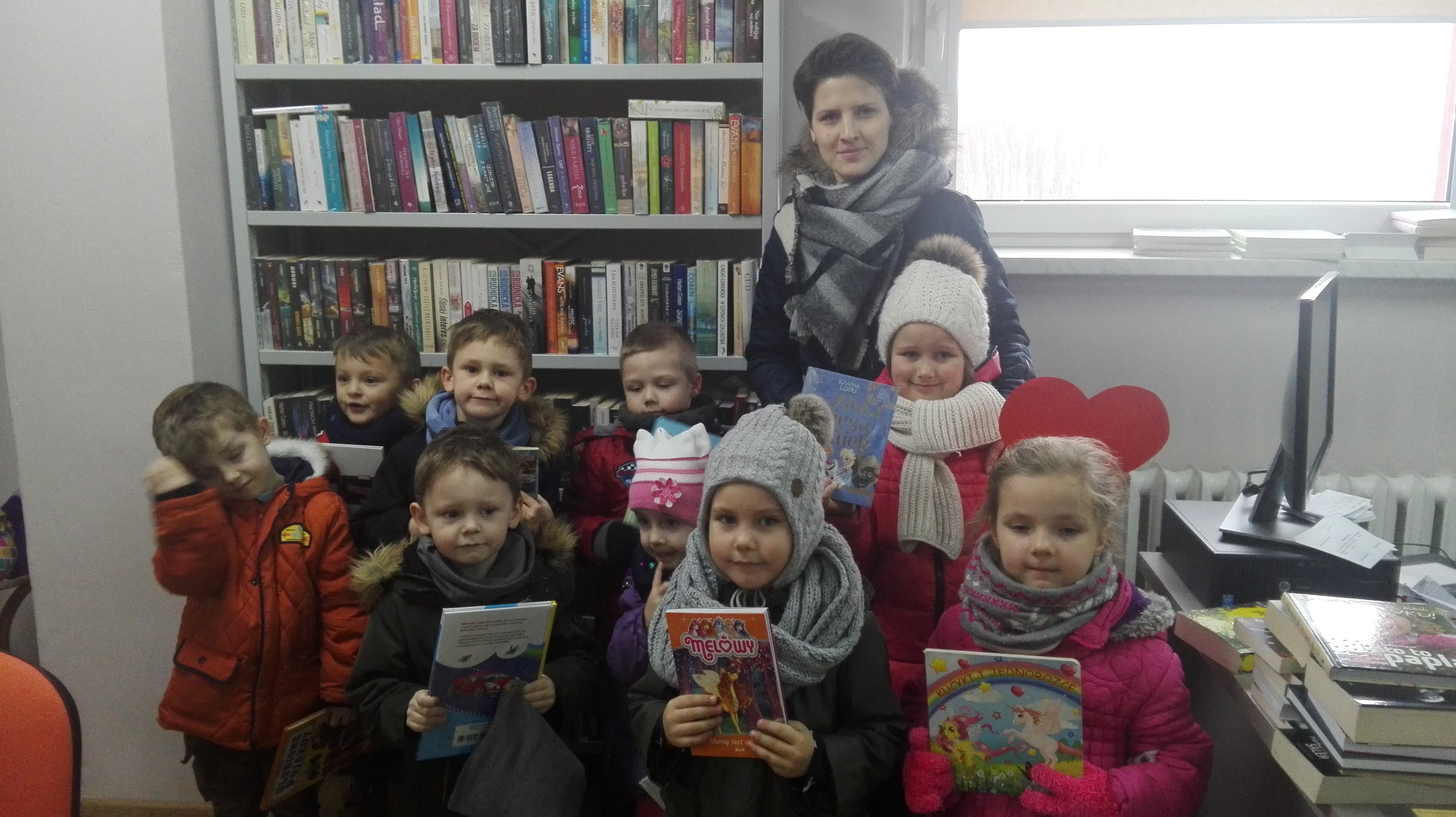 Filia w Pieczyskach:  WALENTYNKI- miłość do książek!