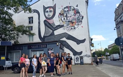 Wycieczka młodzieży z projektu „Muralki” do Łodzi