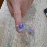 pierścionek z plastiku