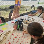 Projekt młodzieżowy Ziołowe love - dzieci malują torby
