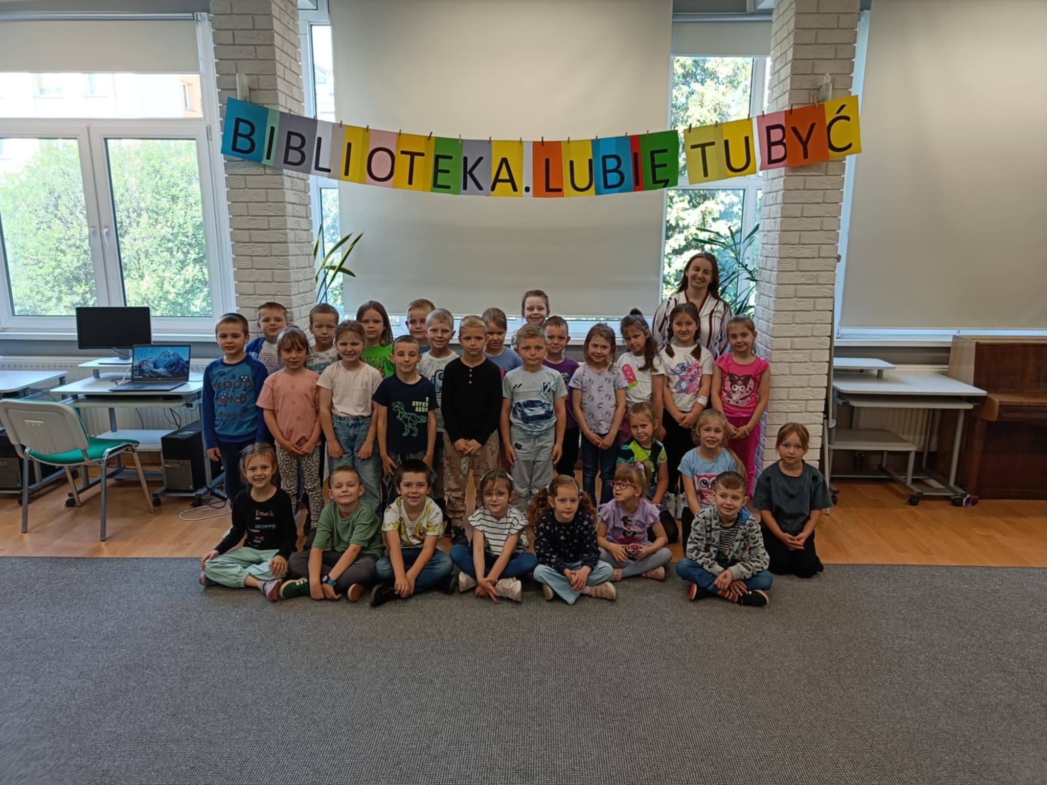 Biblioteka. Lubię tu być! Biblioteka. Lubię tu być!
