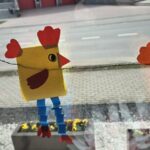 kolorowe kury z papieru