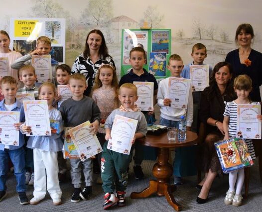 Czytelnik Roku 2025 dla&nbsp;Dzieci i&nbsp;spotkanie z&nbsp;Ewą Kołodziejczyk.