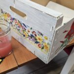 Warsztaty artystyczne dla Seniorów, robimy skrzynki