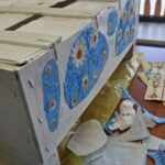 Warsztaty artystyczne dla Seniorów, robimy skrzynki