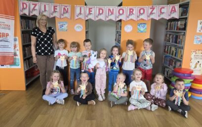 Misie na&nbsp;spotkaniu z&nbsp;jednorożcem Luną w&nbsp;Filii Bibliotecznej w&nbsp;Pieczyskach