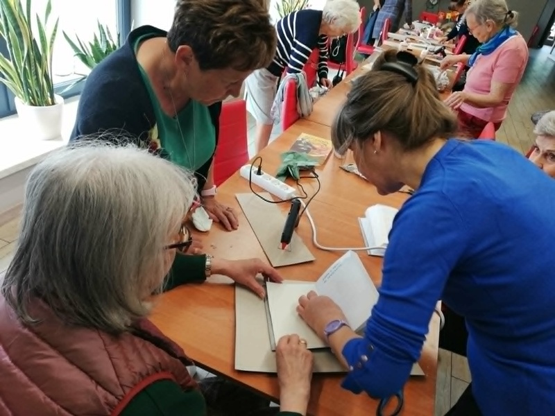 Warsztaty artystyczne dla Seniorów Warsztaty artystyczne dla Seniorów