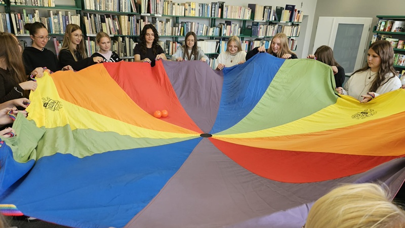Zajęcia integracyjne dla uczniów klas pierwszych Zajęcia integracyjne dla uczniów klas pierwszych